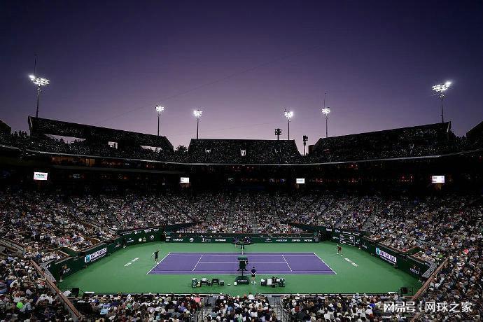 梅总爆掉阿卡原因揭秘，辛纳横扫紫薇却现隐忧，西尼娃汤森德夺冠