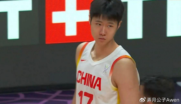 优直播APP-列入裁员名单?2米06锋将15分钟得1分+罚球4中1,球迷:冒充国手|国家队|赵嘉义|锋线|体育赛事讨论|中国男篮_新浪体育_新浪新闻